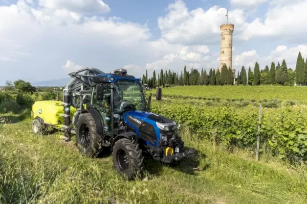 Landini REX4-120 GT Roboshift – Zdobywca Tytułu Tractor of the Year 2024 w Kategorii Best Of Specialized