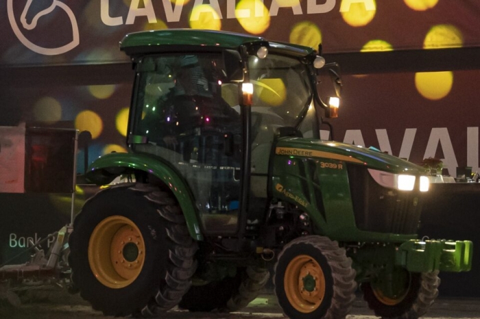 Maszyny Johna Deere ważnym wsparciem CAVALIADA Tour 2021